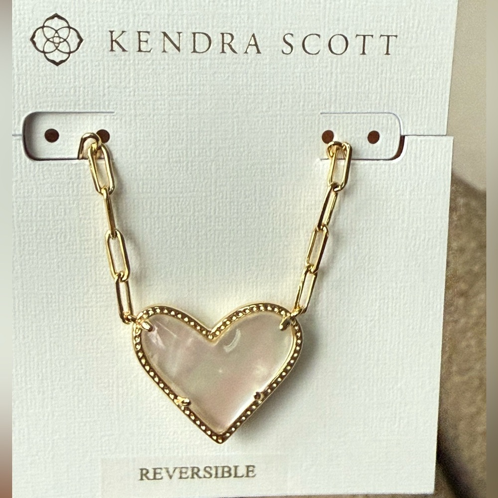 NWT- Kendra Scott Ari Heart Statement Pendant Necklace - Picture 2 of 8